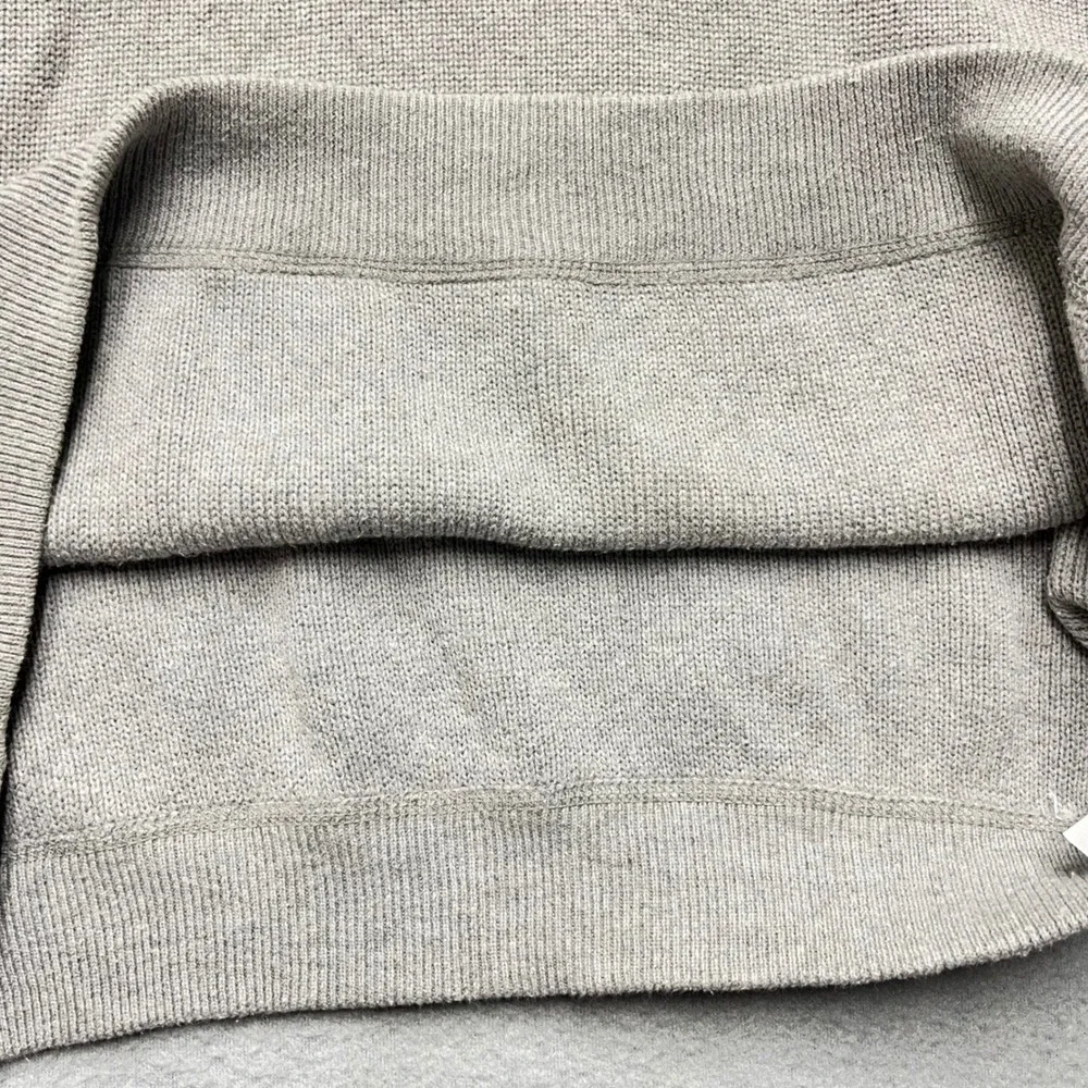 J. Crew Mens V Neck Sweater Light Gray 100% Cotton Size‎ L